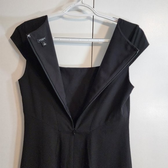 Ann Taylor The Classic Essential Black Sheath Dress!!!  Womens Size 2 - Picture 7 of 9